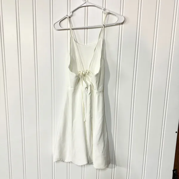 Lulus‎ Dress Women Size Medium White Mini Sleeveless Summer Party Open Back - Image 2