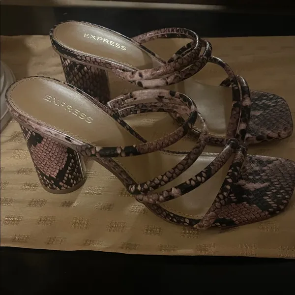 Express Snake-Print Strappy Heeled Sandals in Brown and Black - Image 3