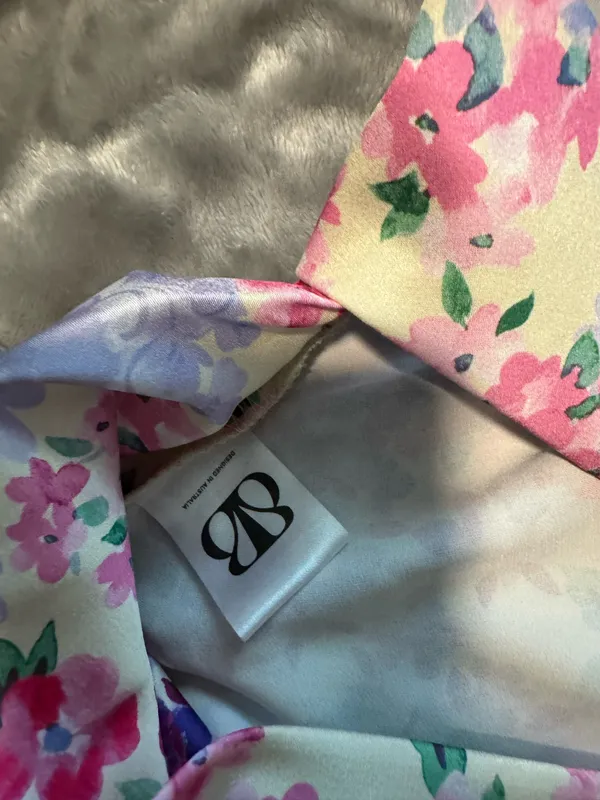 Beginning Boutique Floral crop top - Image 7