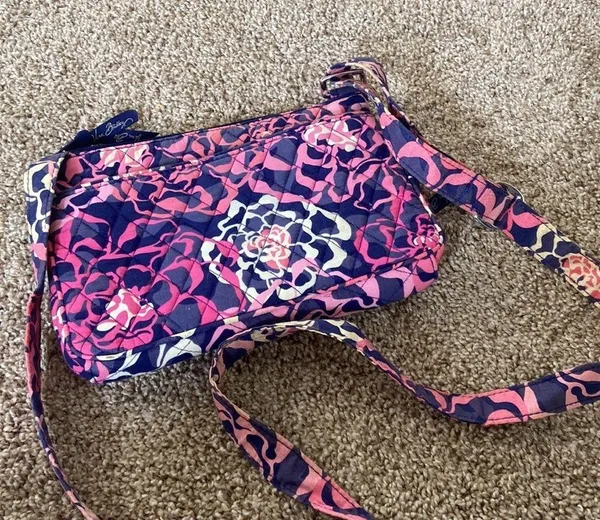 Vera Bradley Crossbody Purse - Image 5