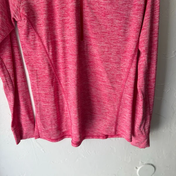 Under Armour Women's Size Medium Loose Pink‎ Half Zip Heat Gear Running Top - Image 3