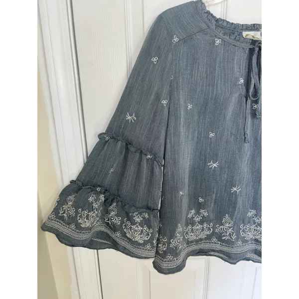 Anthropologie Fig & Flower Blue Embroidered Peasant Top Tiered Bell Sleeve L - Image 4