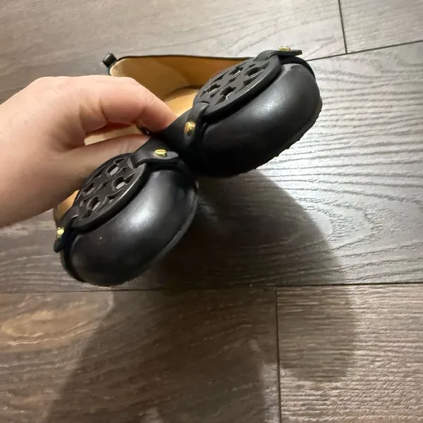 Tory Burch Women’s 7 Black Gabriel Flats Logo - Image 3
