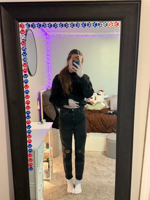 American Eagle Mom Jeans  - Image 6