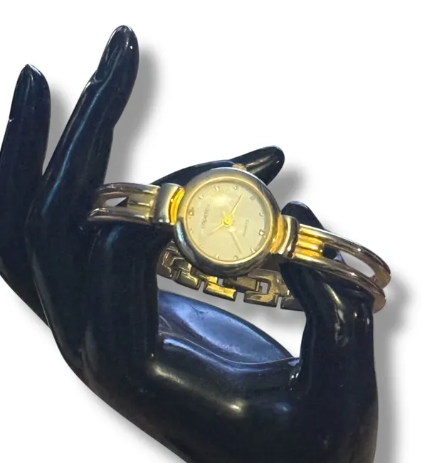 Vintage Capezio gold tone bangle watch - Image 2