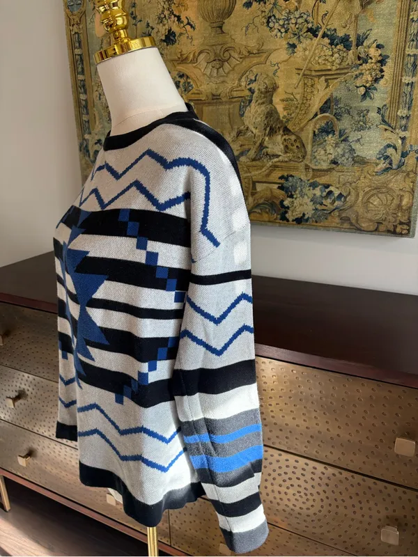 Gianni Bini Blue Knit Top with Black Trim - Image 2
