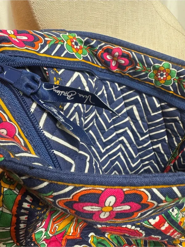 Vera Bradley Venetian Paisley Toggle Tote Bag Retired Quilted Purse - Image 5