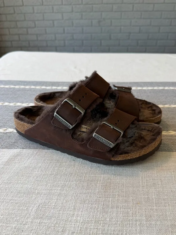 Birkenstock Arizona Shearling Sandals Brown Mocha Suede Size 38 - Image 4