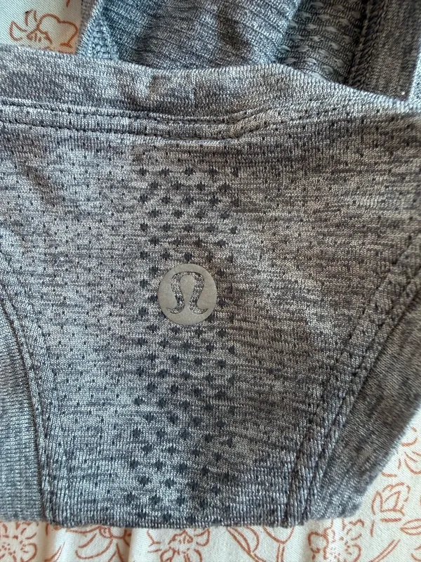 Lululemon Tank Swiftly Tech - Image 4