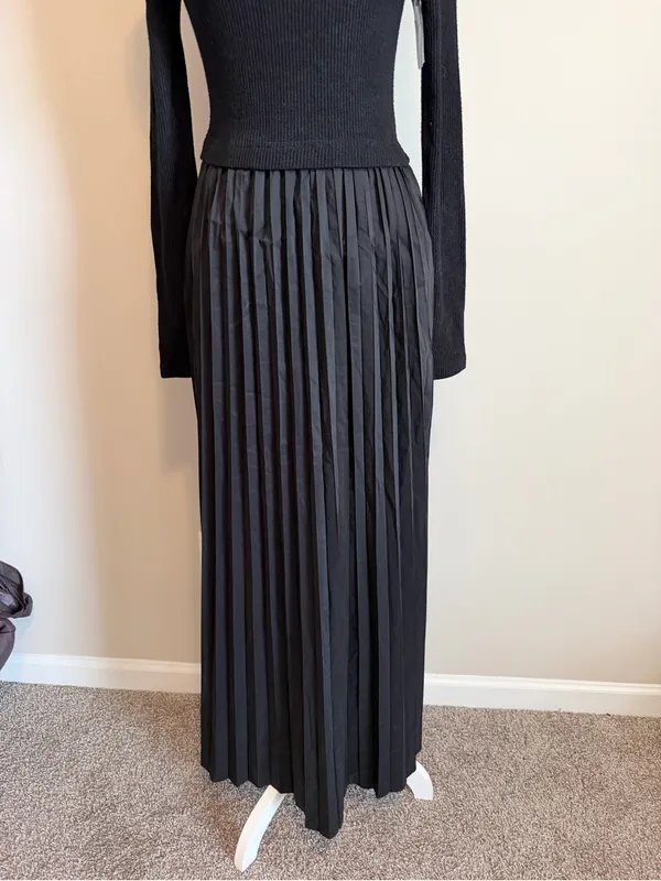 Melloday Mixed Media Long Sleeve Maxi Dress in black size medium - Image 8
