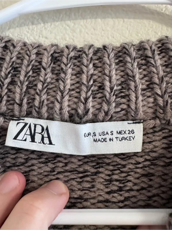 Zara Marled Gray Crewneck Sweater with Side Button Detail - Image 2