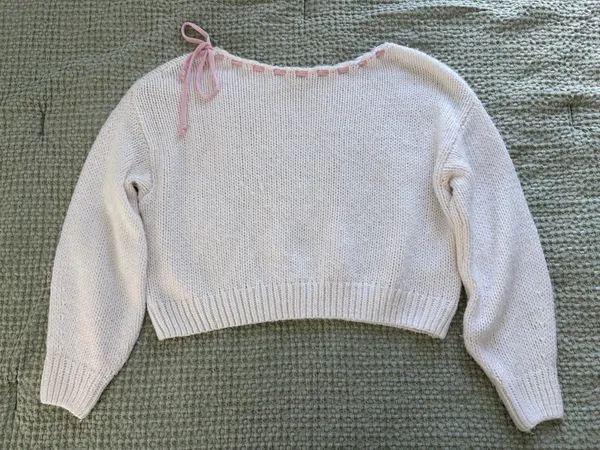 Hollister knitted sweater with pink ribbon, small - Image 3