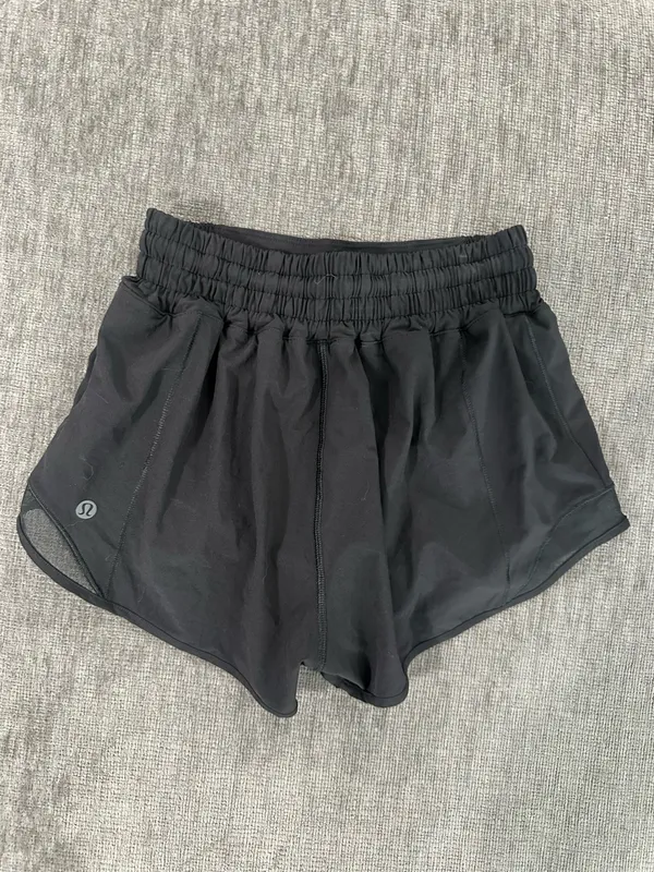 Lululemon Hotty Hot High-Rise Shorts 2.5" - Image 2
