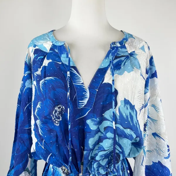 NWOT Cotton Blue Floral V Neck Mini Dress Size L - Image 3