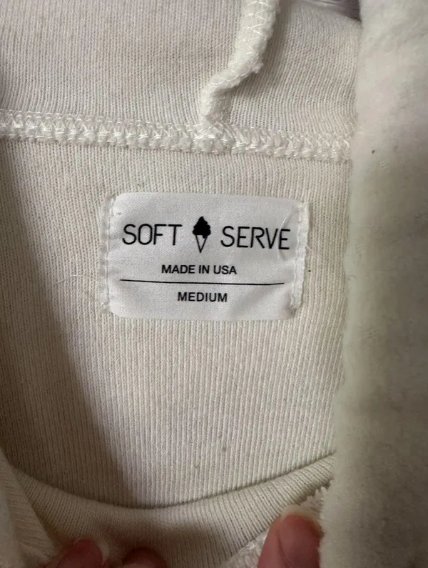 Soft Serve Cream colored sweatshirt White Size M - Image 3