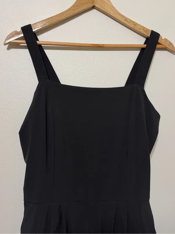 NEW Vuori Villa Cami Romper Size Medium Women's - Image 3