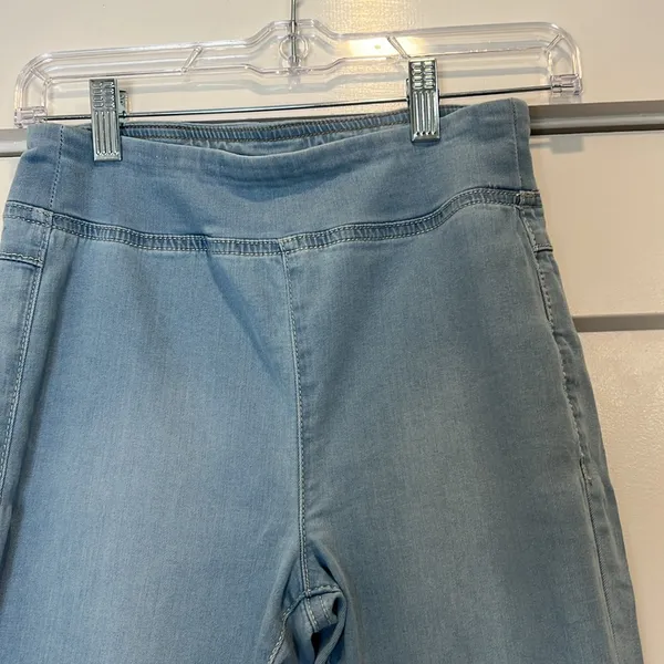 We The Free Penny Light Blue Flare pull-on Jeans size XS. - Image 5