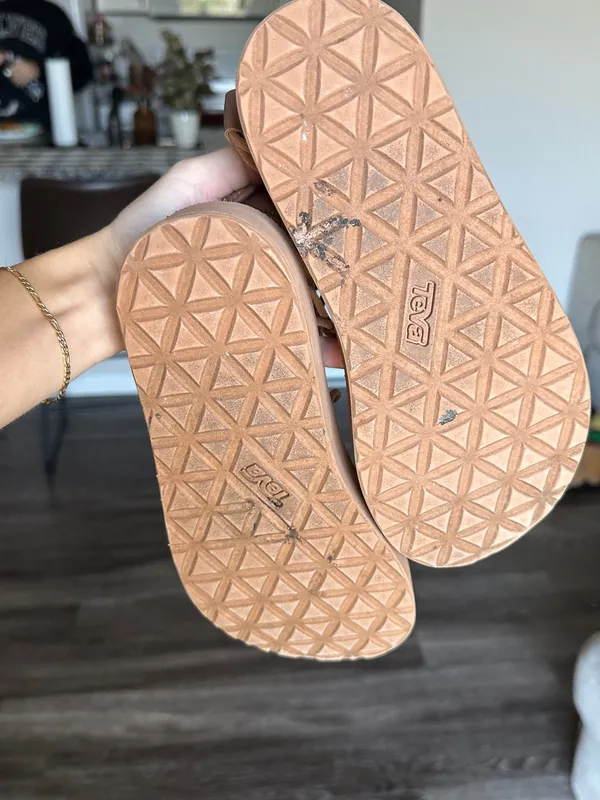Teva Midform Infinity Sandals Tan Size 6 - Image 4