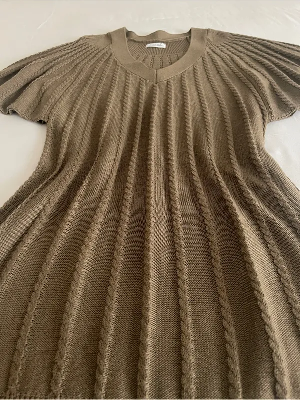 Calvin Klein Cable Knit Pleated Butterfly Sleeve Dress - Like New - Image 3
