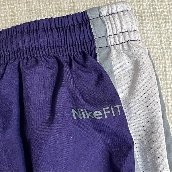 Nike Women’s Team Shorts - Image 7
