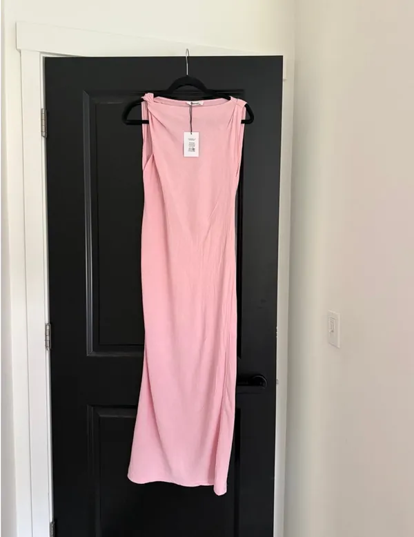 NWT Showpo linen soft pink dress size 4 - Image 5