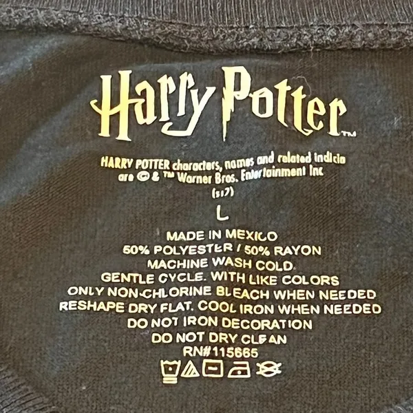 Harry Potter Hogwarts School of Witchcraft and Wizardry women's size large‎ L - Image 7