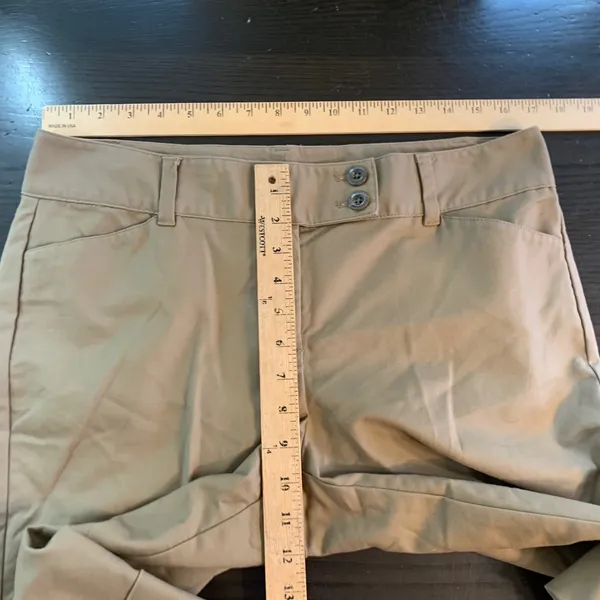 Ann Taylor Curvy Khaki Bermuda Shorts Tan Cuffed Stretch Cotton Size 10 Preppy - Image 5