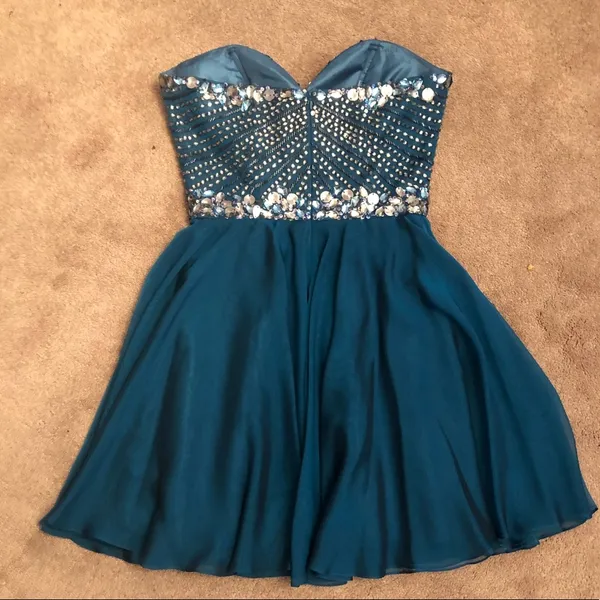 Homecoming/ formal dress, worn once, Sherri Hill - Image 2