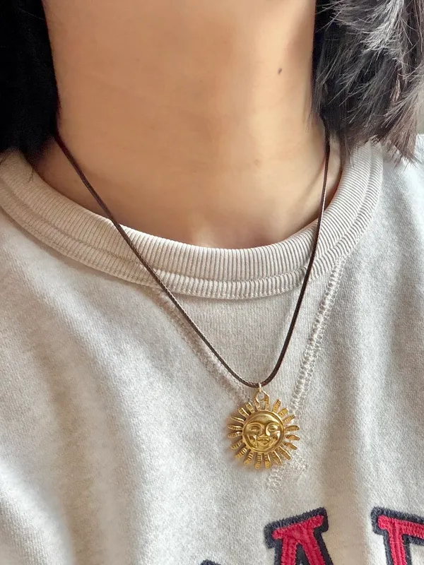 Handmade gold tone stainless steel sun boho retro vintage style necklace☀️ - Image 3