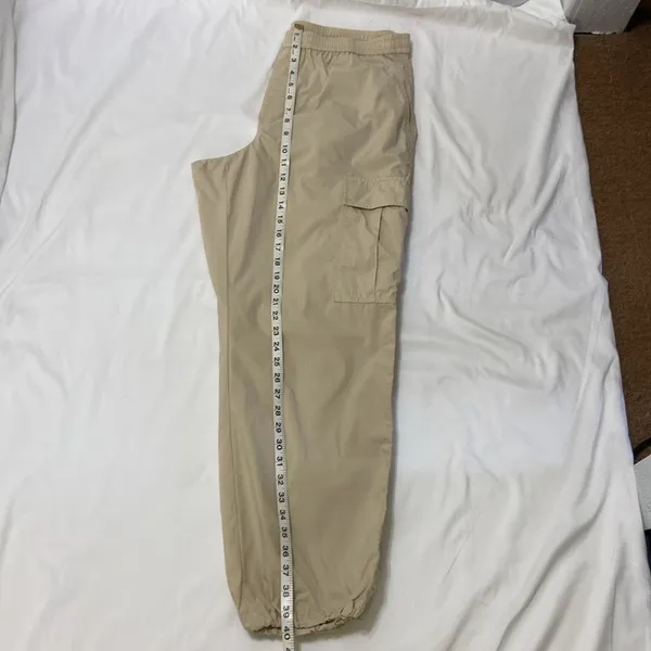 Uniqlo,Women’s ,Cream, Long, Cargo Pants With Elastic Ankle.Size-Large. - Image 6