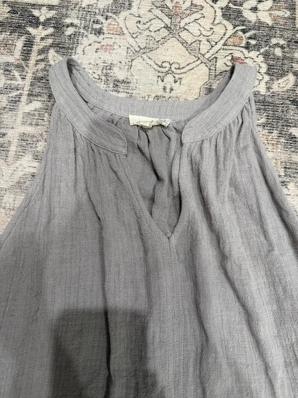 Mystree Soft Light Gray Gauze Tiered Blouse - Image 4