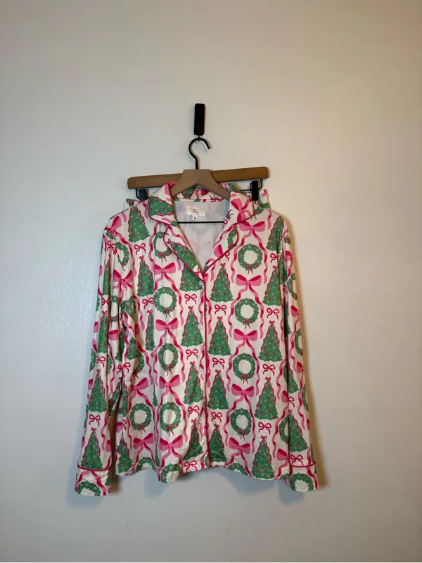 Thomas &‎ Lee Company Christmas Pink Wreath + Trees Pajamas - Image 2