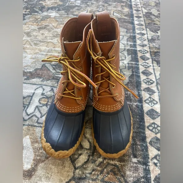 LL Bean‎ Tan Navy Women's Bean Boots 8" Tie Up Shoes - Image 2