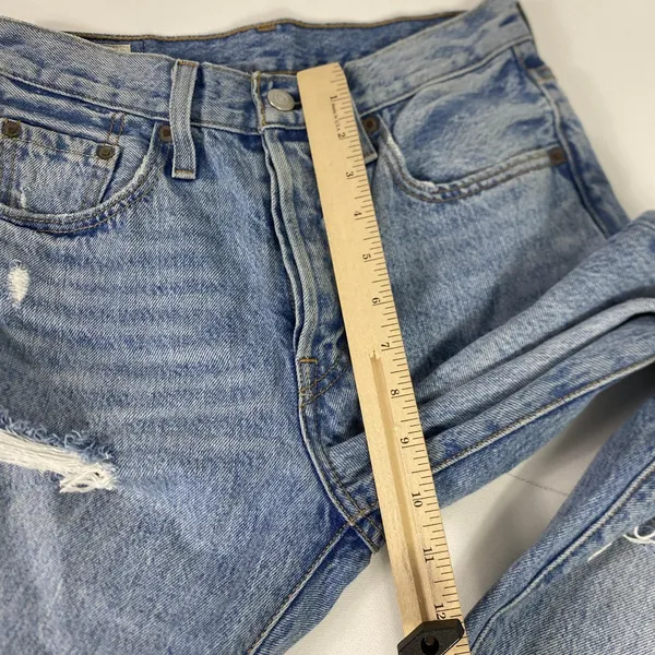Levi's 501 Skinny Jeans Womens 24‎ High Rise Light Wash Distressed Denim 24x28 - Image 6