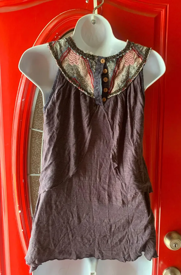 EMBELLISHED TOP - Image 2