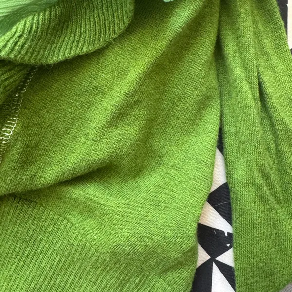 Abercrombie & Fitch Y2K vintage 2000s Green Ruffled Henley sweater kids XL - Image 6