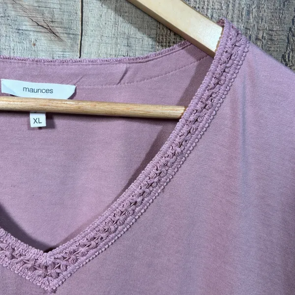 Maurices Mauve Pink Crochet Trim V-Neck Short Sleeve Top XL Boho Casual Basic - Image 4