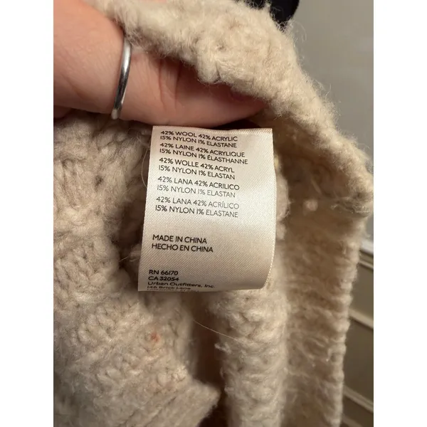 Anthropologie Pilcro Happy Flower Chunky Knit Cardigan Sweater Cream Button Up - Image 8