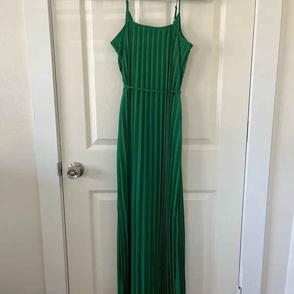 Banana Republic Green Maxi Dress - Image 4