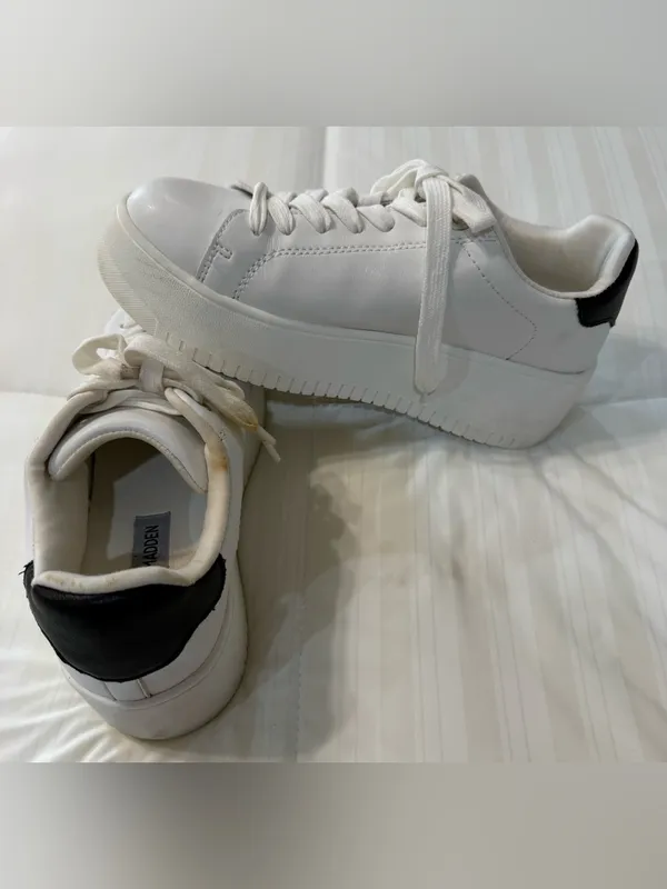 Steve Madden White Faux Leather Platform Sneakers - Image 2