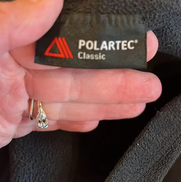 The North Face Polartec Classic Black Pullover Performance Fleece Long Sleeve Medium Top - Image 4