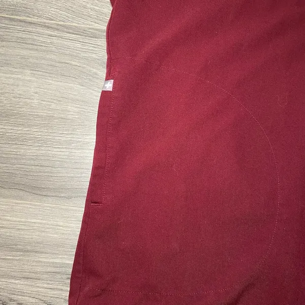 FIGS Women's size XS Zamora Jogger Pants Rafaela Top Burgundy Scrub Set - Image 9