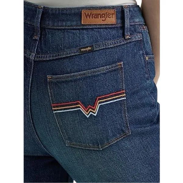 Wrangler Women’s NWT Flare/Bootcut Jeans Dark Wash Size 10 (30x32) Stretch - Image 3