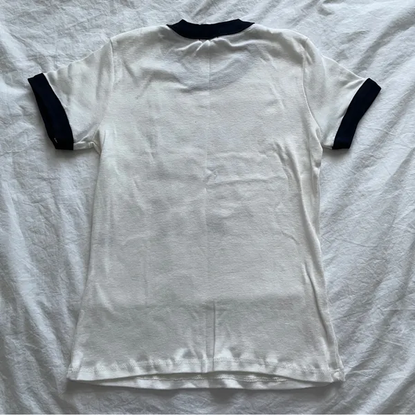 Brandy Melville John Galt cowboy 33 black sleeve white top - Image 3