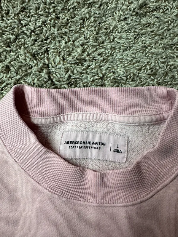 Abercrombie Essential Crewneck - Image 2
