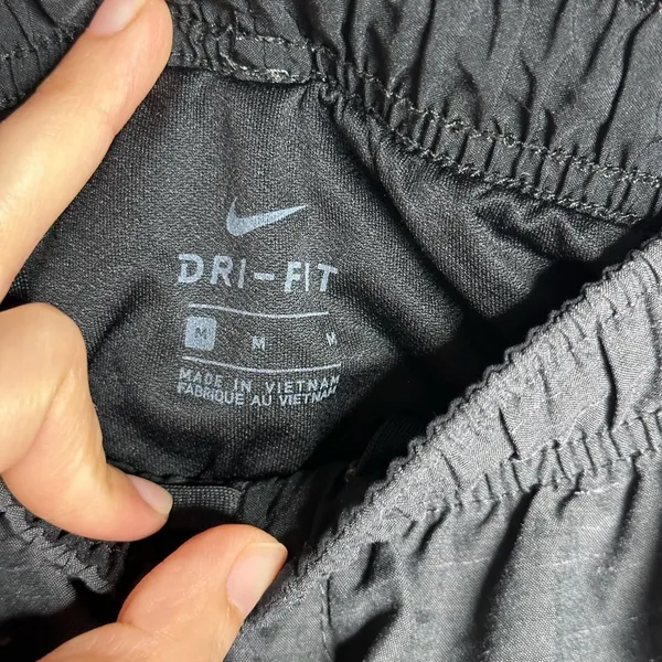 Nike Dri-Fit Women Black/Gray Running Athletic Shorts‎ size M - Image 5