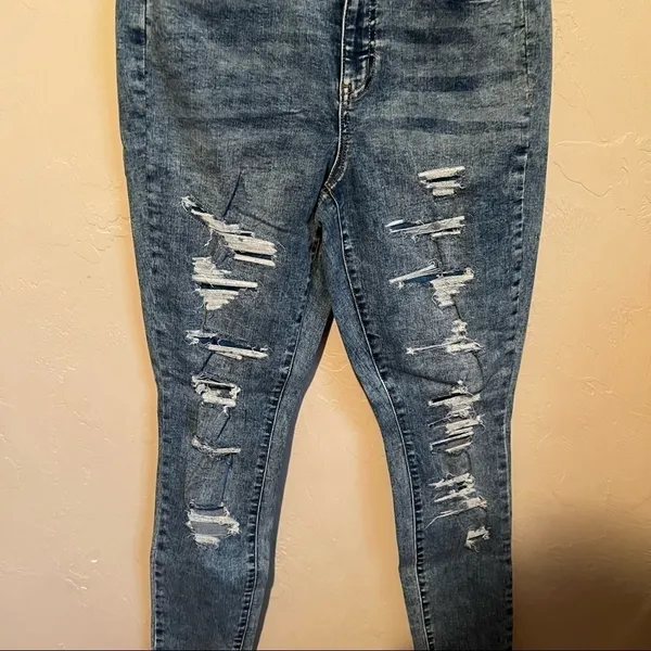 SO Ultimate High Rise Distressed Acid Washed‎ Jeggings - Image 2