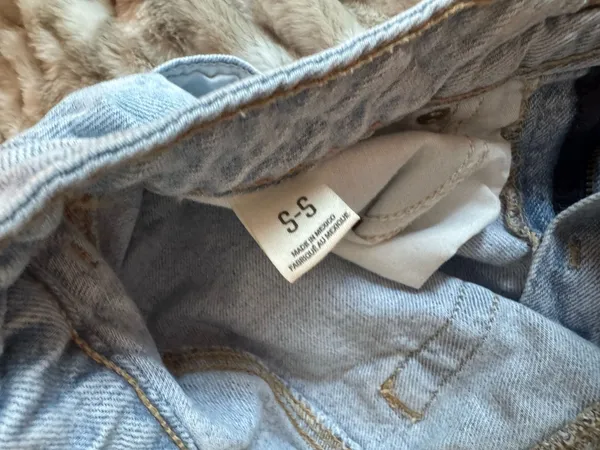 Urban Outfitters Mini Skirt BDG Denim - Image 3