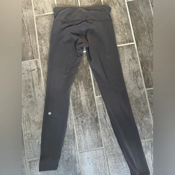 Lululemon‎ reversible Wunder Under Pink Black leggings Size 6 - Image 6