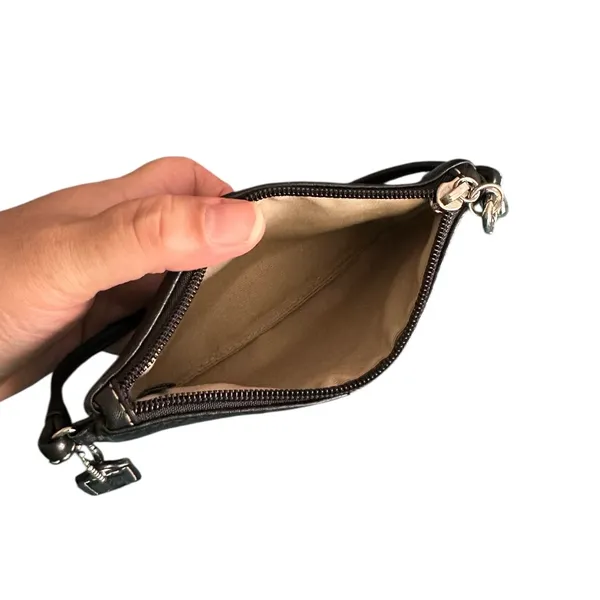 Coach Retro Pebbled Black Leather Wristlet - Image 5